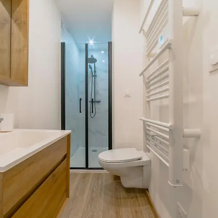 Apartment Superbe Avec Parking Gratuit